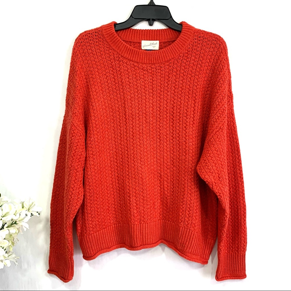 Universal Thread Women's Red Long Sleeve Crew Neck Knit Pullover Sweater - NWT